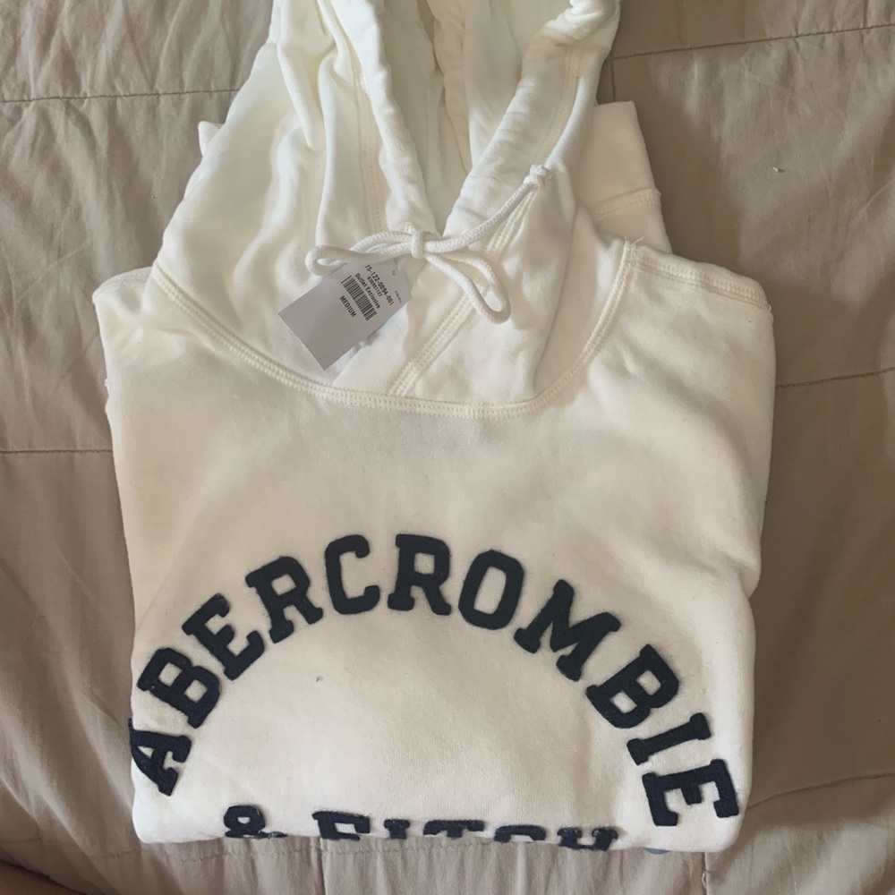 Abercrombie & Fitch White Men’s Hoodie NWT